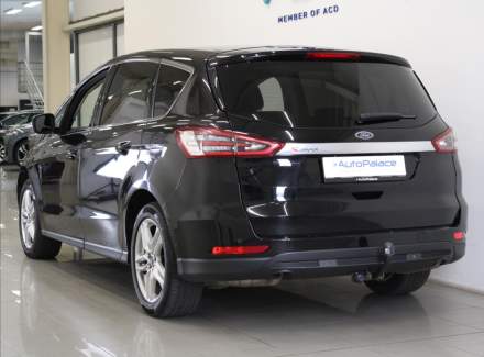 Ford - S-MAX