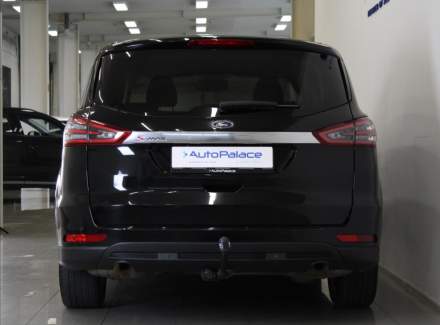 Ford - S-MAX