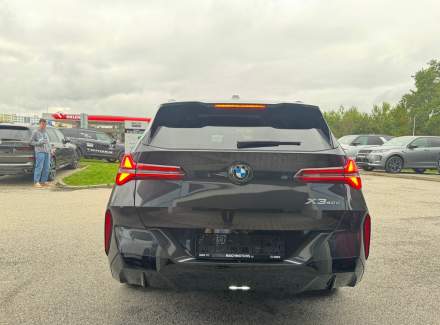 BMW - X3
