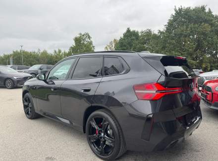 BMW - X3