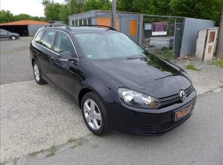 Volkswagen - Golf