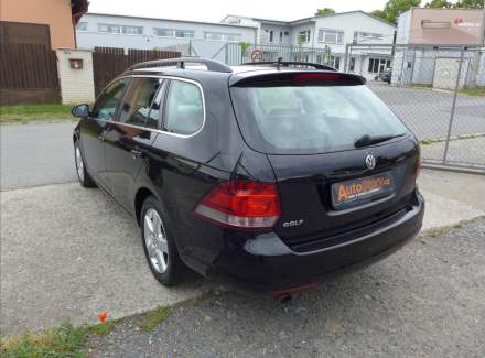 Volkswagen - Golf
