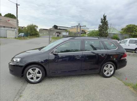 Volkswagen - Golf