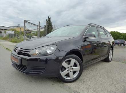 Volkswagen - Golf