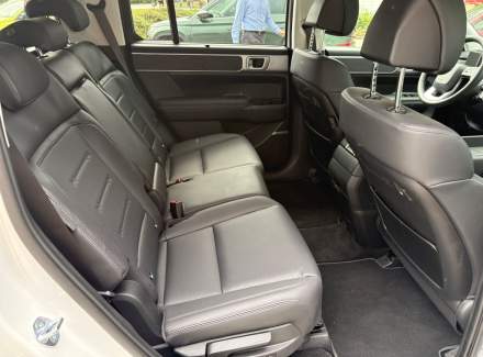 Hyundai - Santa FE