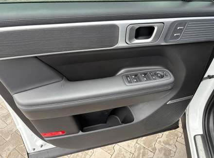 Hyundai - Santa FE