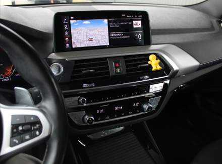 BMW - X3