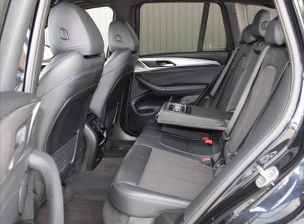 BMW - X3