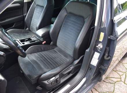 Volkswagen - Passat