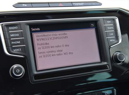 Volkswagen - Passat