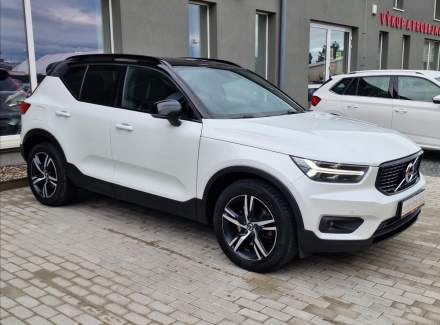 Volvo - XC40