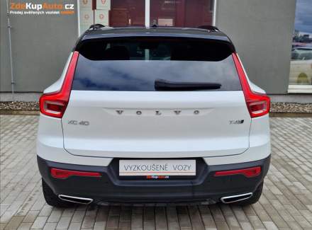 Volvo - XC40
