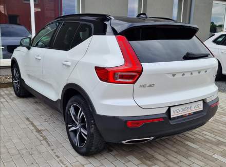 Volvo - XC40