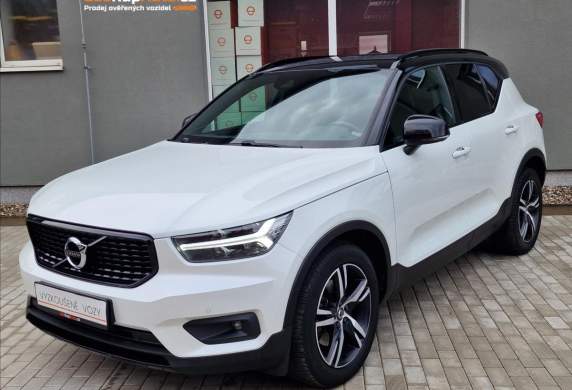 Volvo - XC40