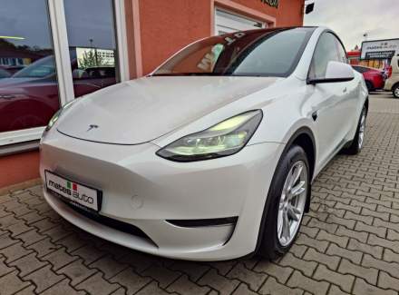 Tesla - Model Y