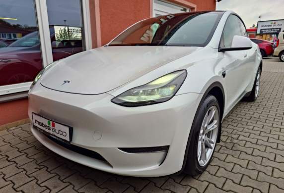 Tesla - Model Y