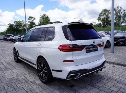BMW - X7