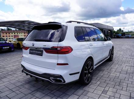 BMW - X7