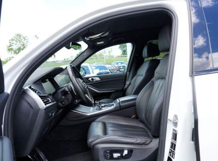 BMW - X7