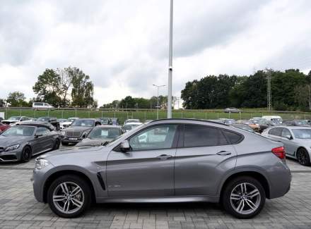BMW - X6
