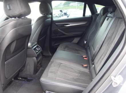BMW - X6