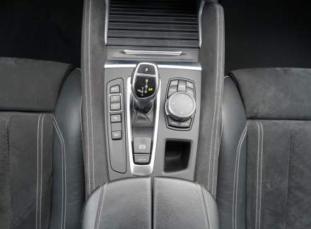 BMW - X6