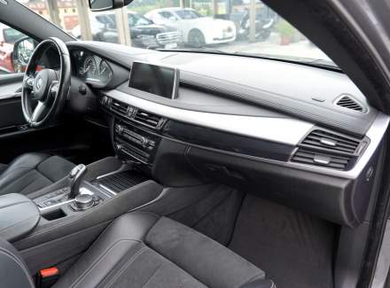BMW - X6