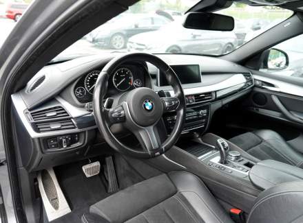 BMW - X6