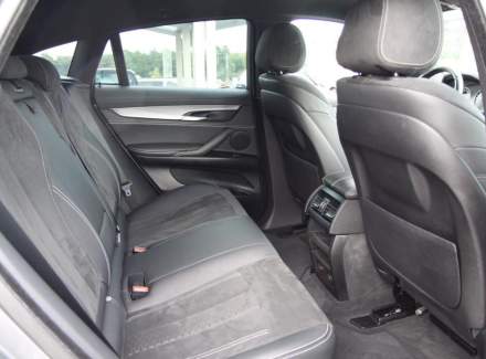BMW - X6