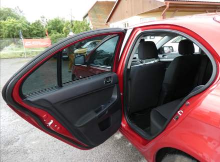 Mitsubishi - Lancer