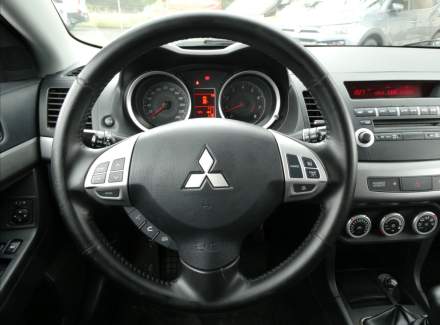 Mitsubishi - Lancer