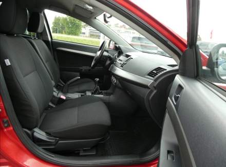 Mitsubishi - Lancer