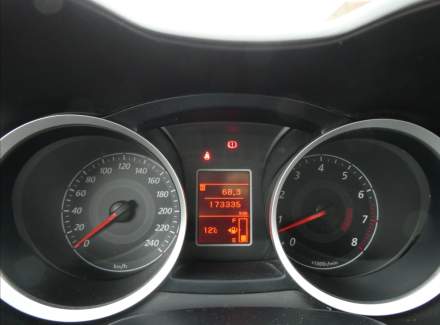 Mitsubishi - Lancer