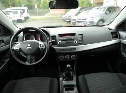 Mitsubishi - Lancer