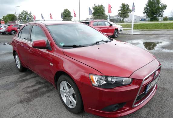 Mitsubishi - Lancer
