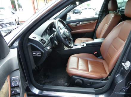 Mercedes-Benz - C-class