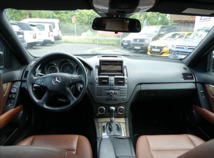Mercedes-Benz - C-class