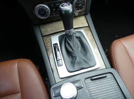 Mercedes-Benz - C-class