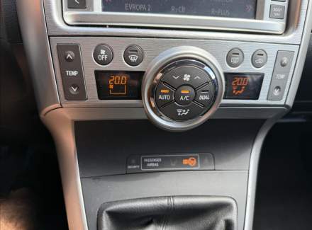 Toyota - Verso