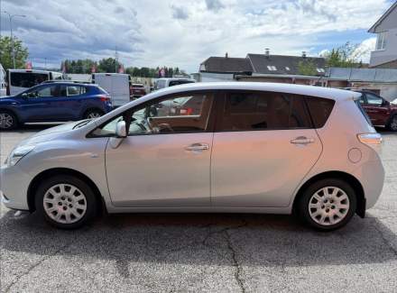 Toyota - Verso