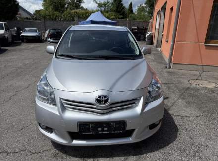 Toyota - Verso