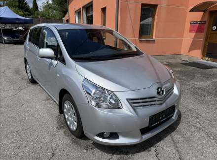 Toyota - Verso
