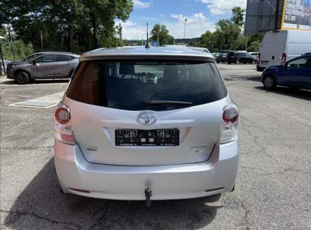 Toyota - Verso