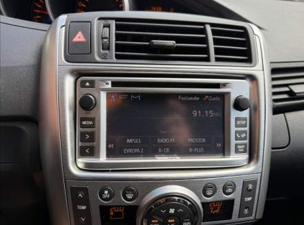 Toyota - Verso