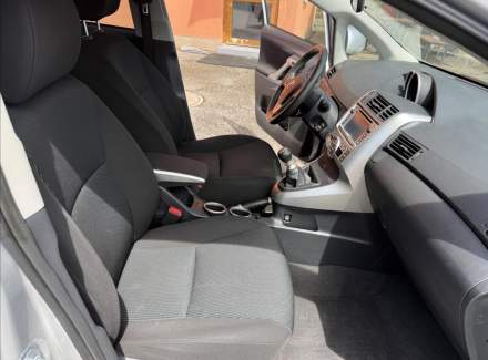 Toyota - Verso