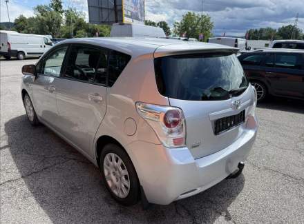 Toyota - Verso