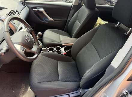 Toyota - Verso