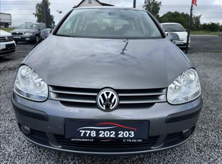Volkswagen - Golf