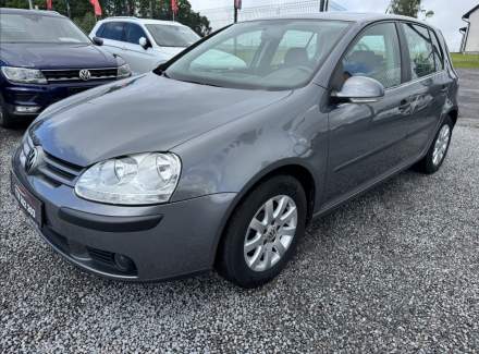 Volkswagen - Golf