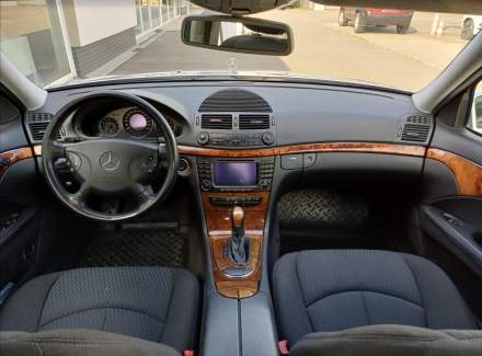 Mercedes-Benz - E-class